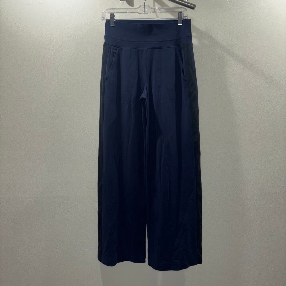 Athleta Venice Colorblock Wide Leg Pant Navy/Black Sculptek Light XS - Picture 4 of 12